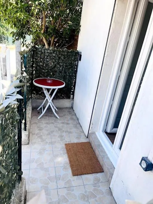 Apartment Superbe Studio Independant Entre Mer Et Campagne Le Pradet